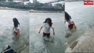 Live video of Uttarakhand death: Life ended in Ganga river, child screamed after seeing his mother's death