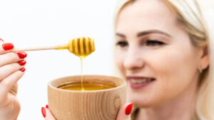 inside-honey-face-mask