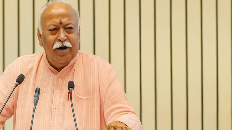 मोहन भागवत बोले– 75 की उम्र में रिटायरमेंट जरूरी, कांग्रेस और विपक्ष ने जोड़ा पीएम मोदी से | Shah Times Exclusive