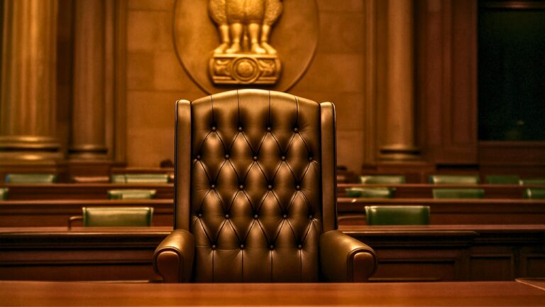 जगदीप धनखड़ के इस्तीफे के बाद उपराष्ट्रपति पद खाली, राजनीतिक अटकलें तेज | शाह टाइम्स