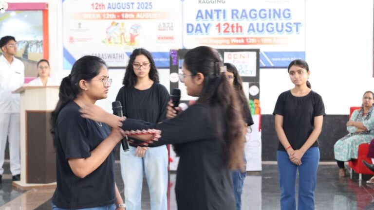 सरस्वती इंस्टीट्यूट ऑफ मेडिकल साइंसेज़, पिलखुवा में एंटी-रैगिंग सप्ताह का शुभारंभ।