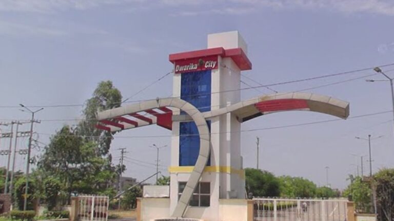 Supreme Court Hearing on Dwarika City Construction Dispute_20250808_200626_0000