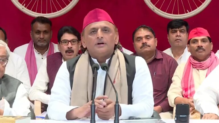 शाह टाइम्स की संपादकीय छवि में अखिलेश यादव को किसानों, मुद्रास्फीति और न्याय से संबंधित राजनीतिक अर्थव्यवस्था के मुद्दों पर बोलते हुए दिखाया गया है।