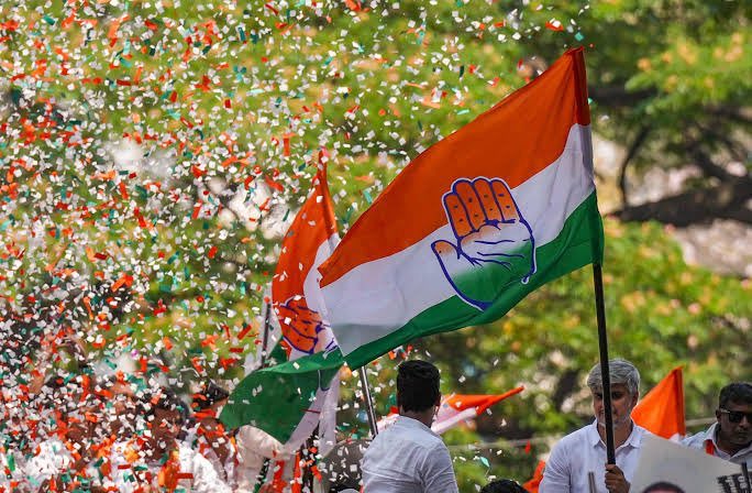 यूपी की सियासत में पिछड़ा वर्ग केन्द्र में, भाजपा पर बढ़ा दबाव