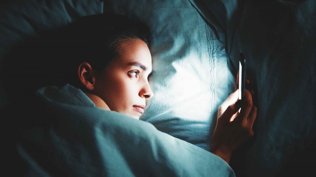 यें कुछ आदतें उड़ा सकती है आपकी रातों की नींद?